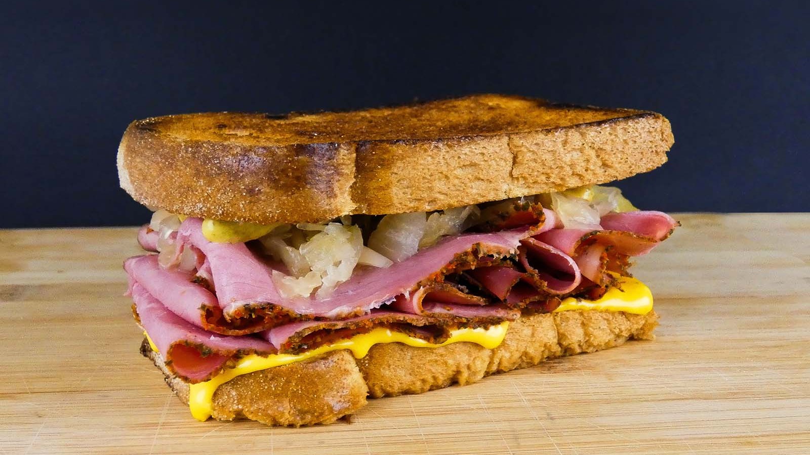 Image of Pastrami sandwich come a New York! 