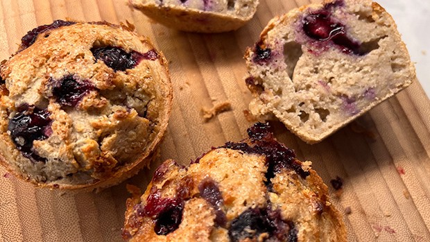 Image of Blueberry & White Chocolate Baked Oats