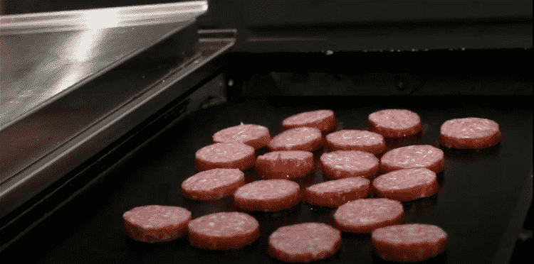 Image of Remove the collagen casings before eating/preparing for your favorite recipes.