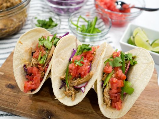 Slow Cooker Chicken Tacos