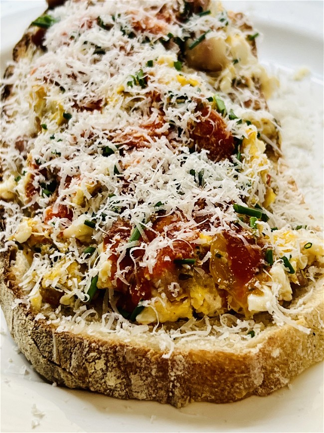 Image of Cheesy Pizza Eggs on Toast