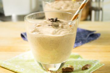 SALTED CARAMEL CACAO NIB SMOOTHIE