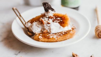 Image of MAPLE COCONUT CREAM WITH SALTED CINNAMON BANANA