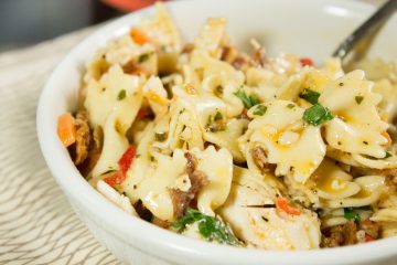CHICKEN AND BACON PASTA SALAD