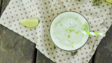 Image of LIME CARDAMOM SMOOTHIE AND SAYULITA TRIP