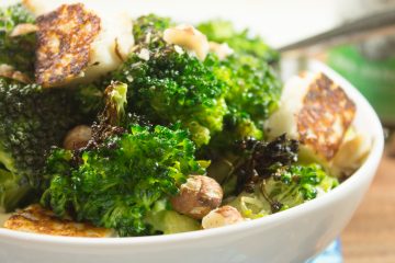 BROCCOLI WITH HALLOUMI AND HAZELNUTS