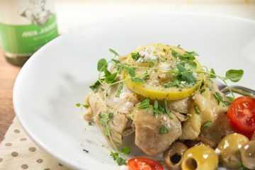 SLOW COOKER GREEK CHICKEN THIGHS