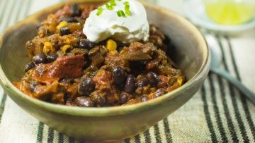 Image of SLOW COOKER BEEF AND BLACK BEAN CHILI