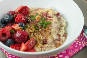 BERRY BRÛLÉE OATMEAL
