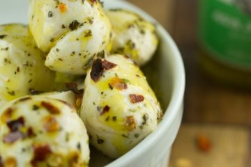 AVOCADO OIL MARINATED MOZZARELLA