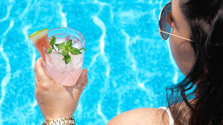 Image of Raise your glass to paradise found as you take your first sip of this tantalizing creation. Let the mingling flavors transport you to a poolside retreat, where worries melt away and relaxation takes center stage.