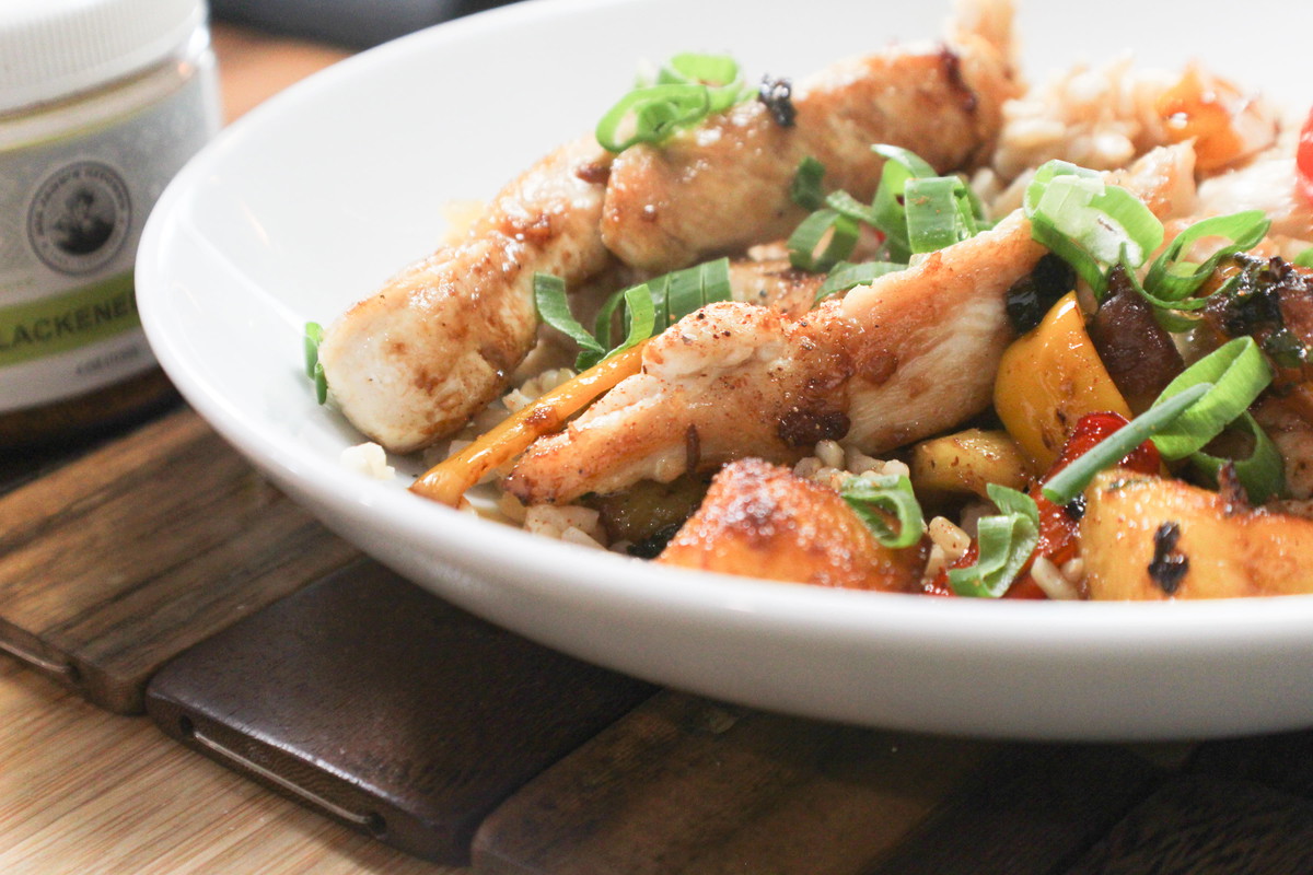 BLACKENED CHICKEN PEPPER STIR FRY