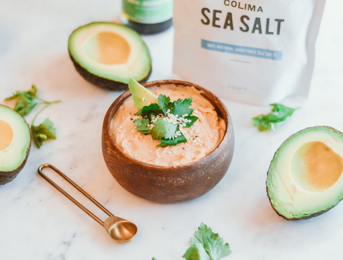 AVOCADO HUMMUS