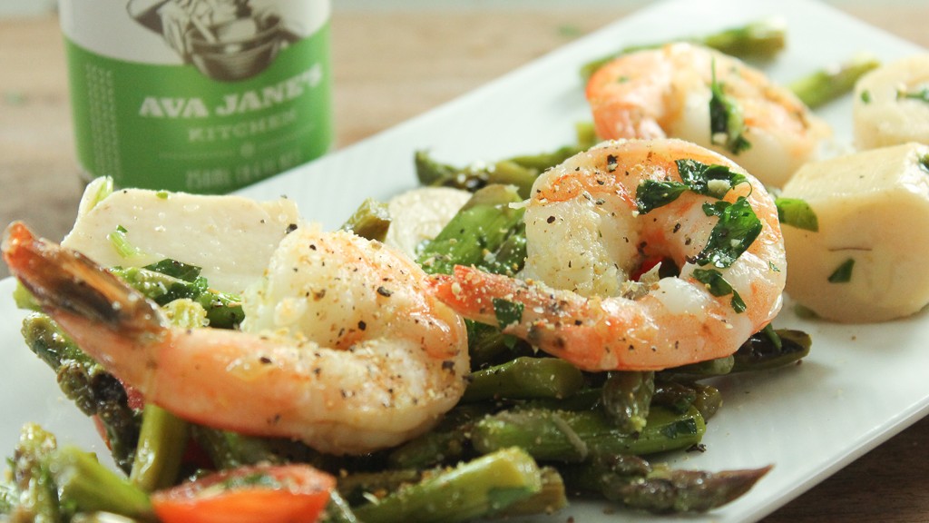Image of HEARTS OF PALM ASPARAGUS WITH SHRIMP
