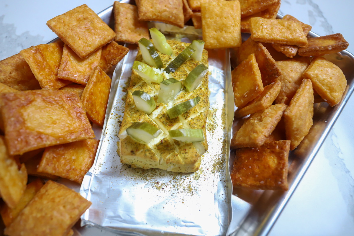 Spicy Dill Pickle Smoked Cream Cheese