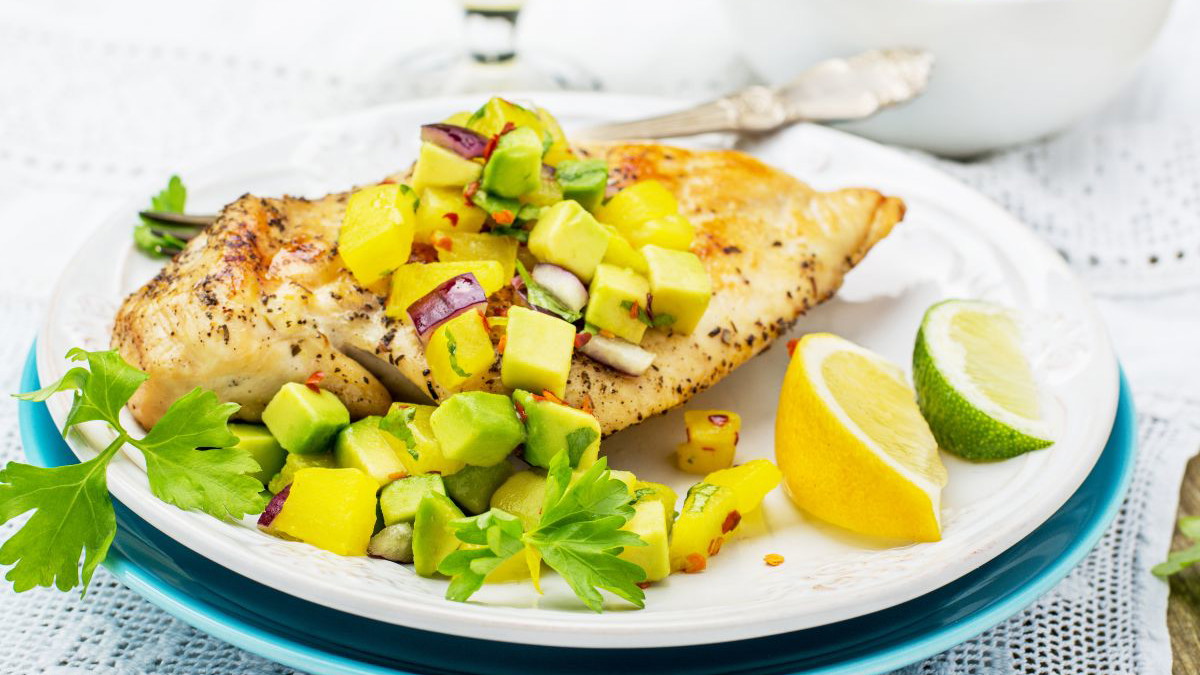 Image of Grilled Chicken with Almond Mango Salsa