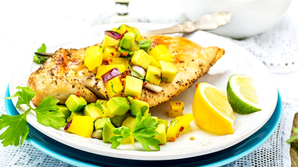 Image of Grilled Chicken with Almond Mango Salsa