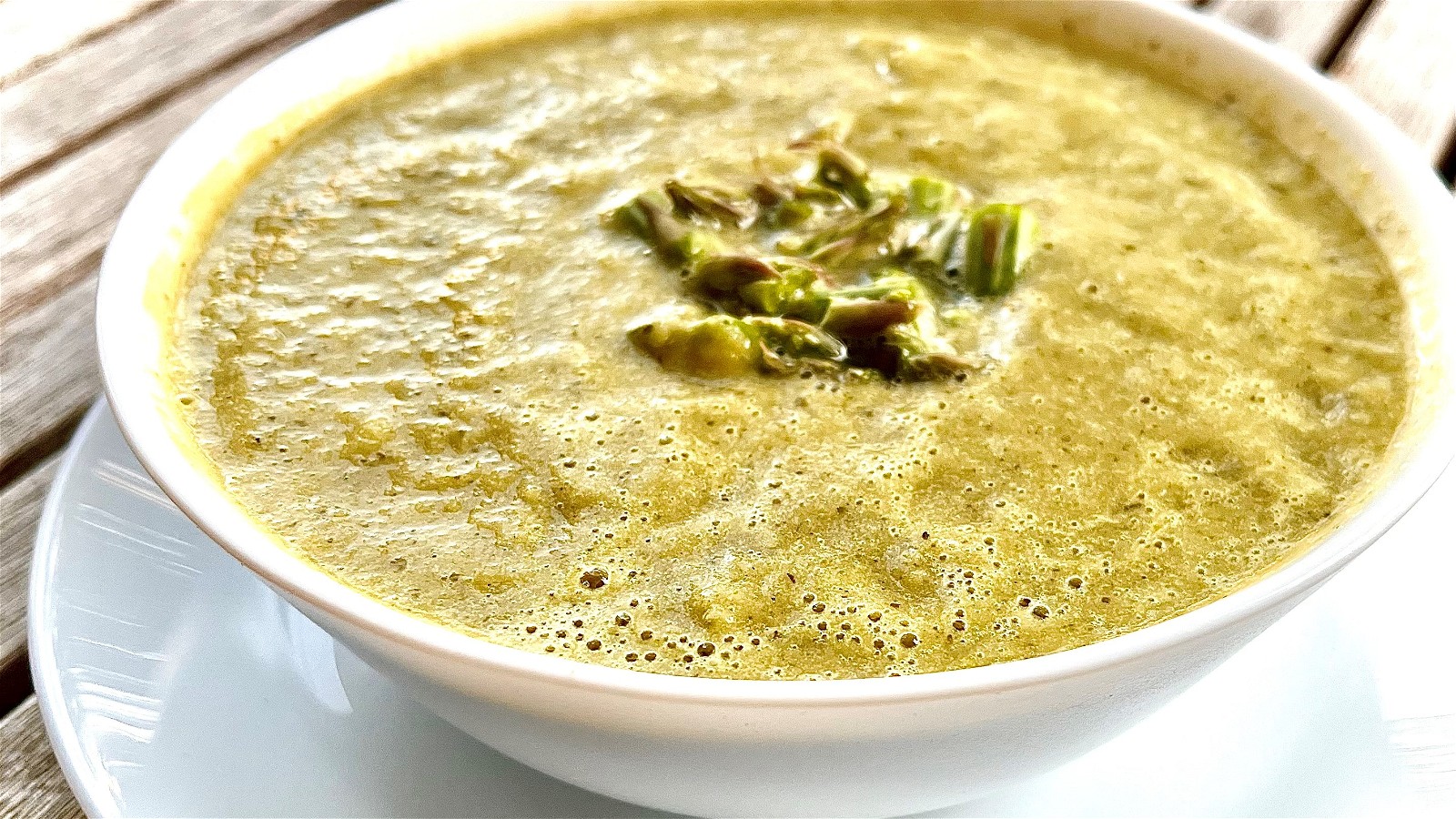 Image of Asparagus and Avocado Soup