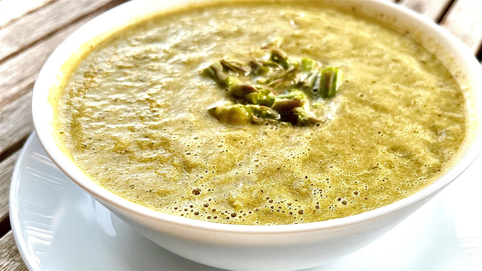 Image of Asparagus and Avocado Soup