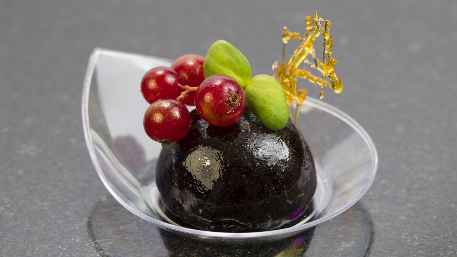 Image of SPHERIFIED CHOCOLATE GINGER