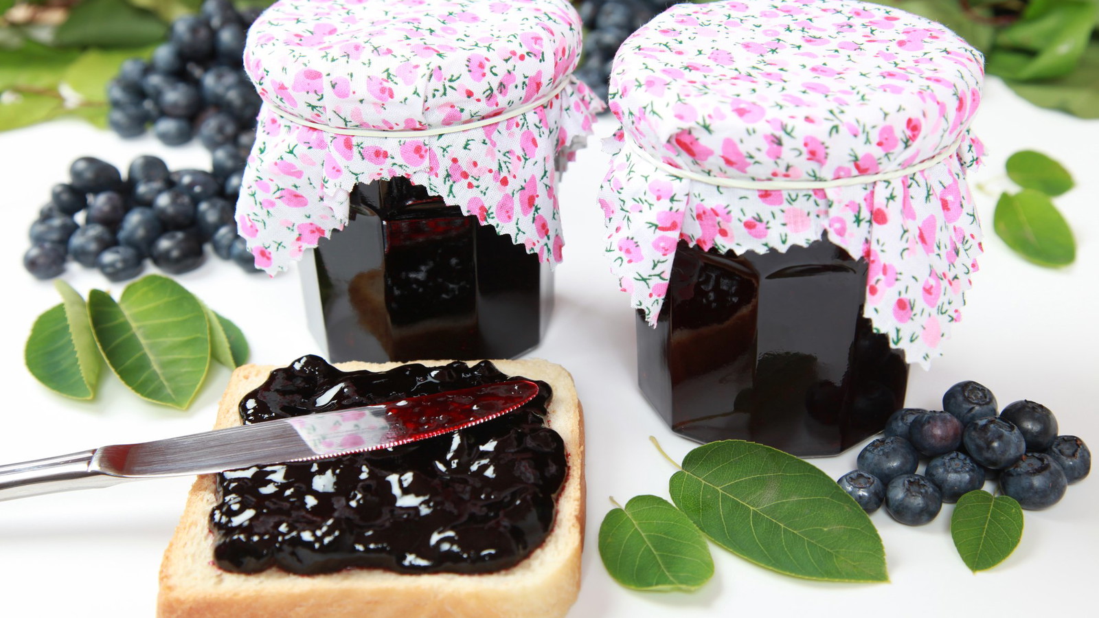 Image of BLUEBERRY BASIL JAM