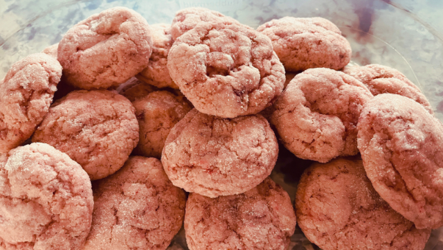 Image of Strawberry Sugar Cookies