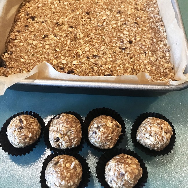 Image of No Bake Snack Bars (or balls)