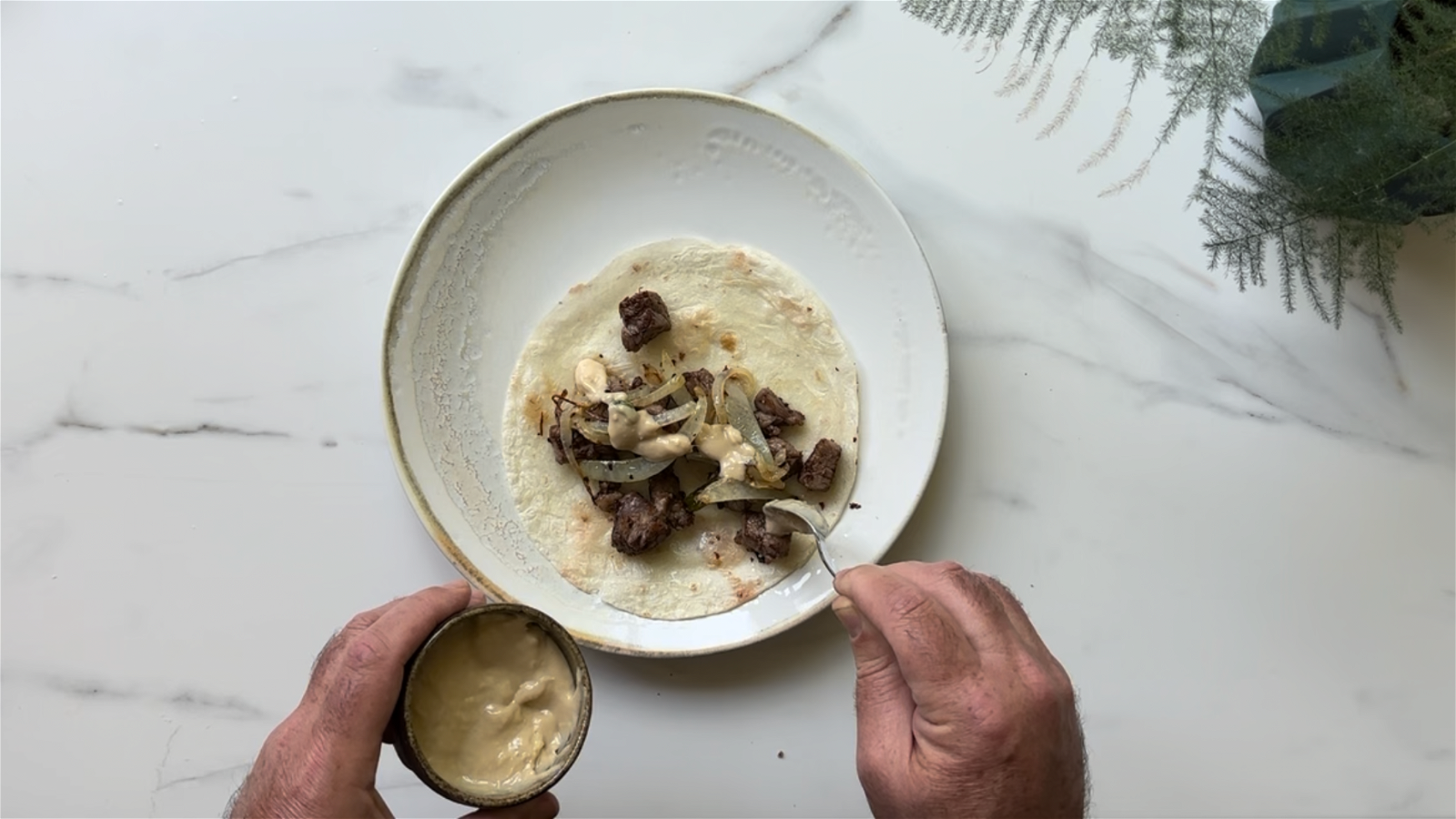 Image of Tacos de Ribeye con salsa de tahini