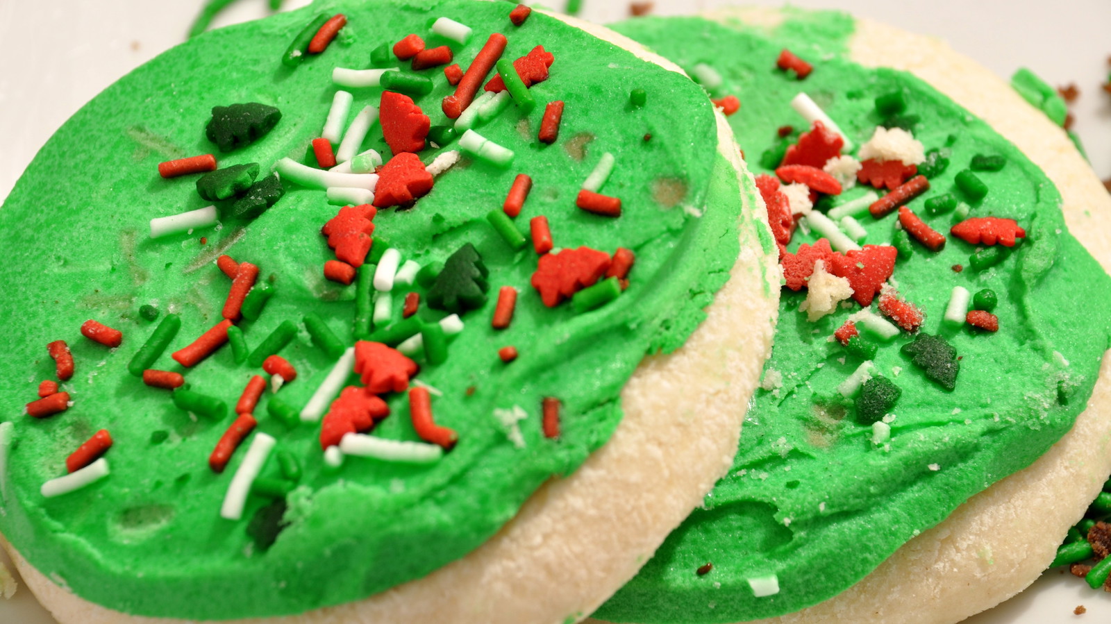 Image of COTTON CANDY FROSTED COOKIES