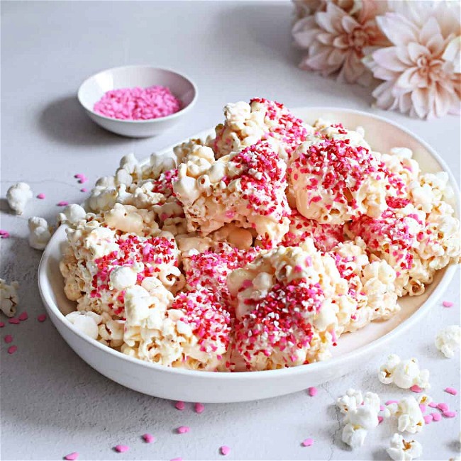 Image of Valentine Marshmallow Popcorn Bars