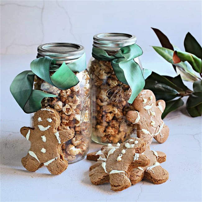 Image of Gingerbread Popcorn