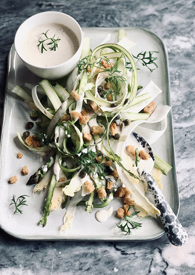 Aspargessalat med trøffelmayonnaisedressing