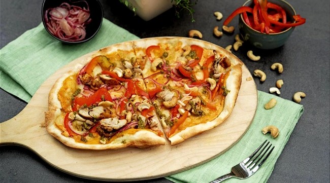 Flammkuchen mit Hähnchen