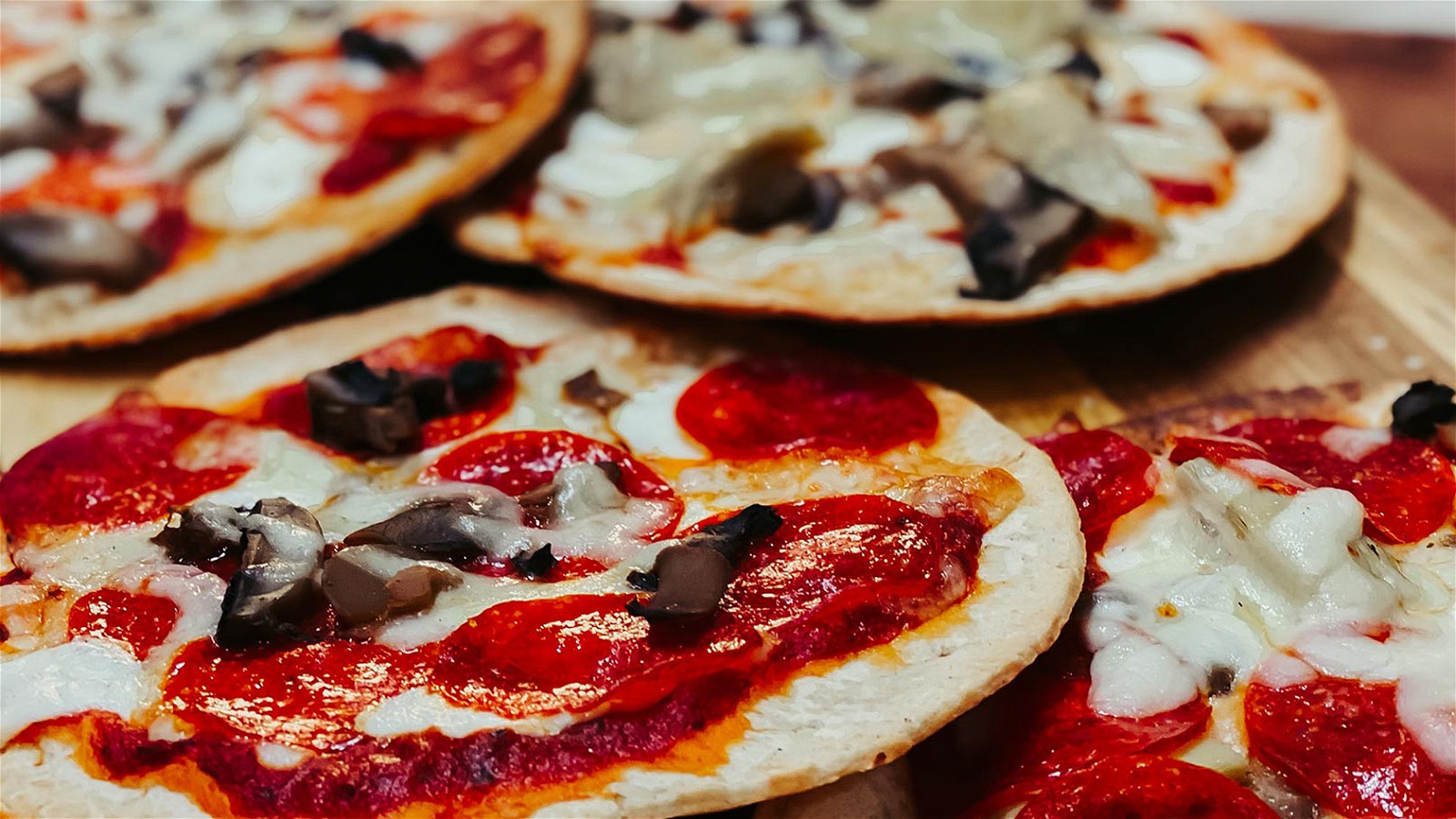 Image of Mini Tortilla Pizzas