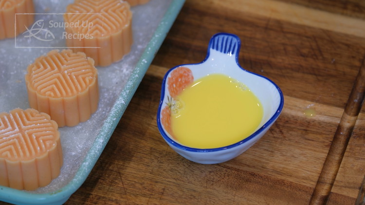 Image of Preheat the oven to 360°F / 182°C. While waiting, quickly mix 1 egg yolk with 2 tsp of water.