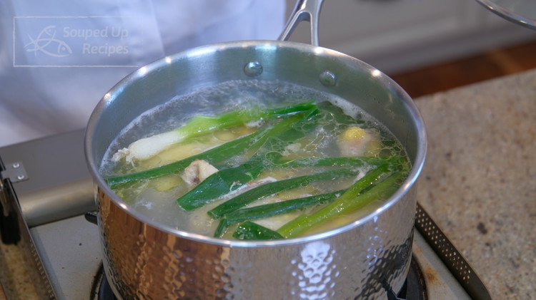 Image of Turn off the heat and let the chicken sit in the hot water for 15 minutes. Understanding the recipe and using the fragmented time is the key to creating a faster cooking flow. That is why you see me alternately...