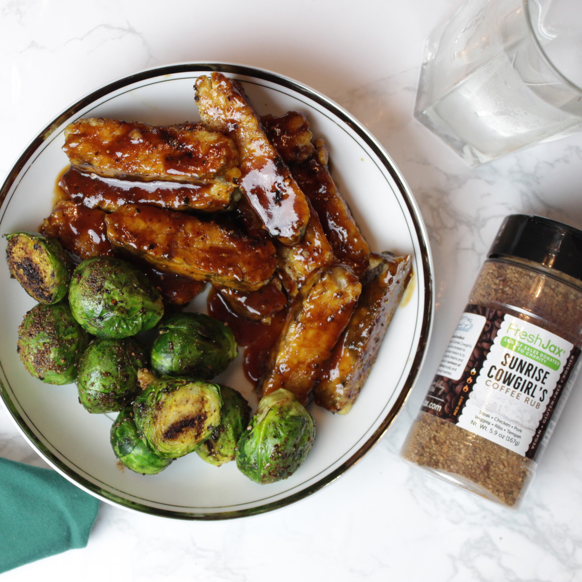 Hillary's Kickin' BBQ Tempeh