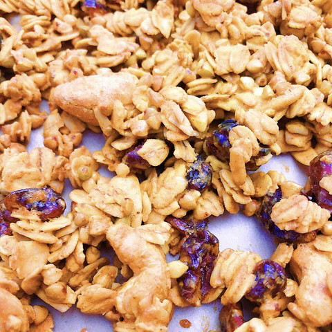Tahini-Spiced Cranberry Granola 