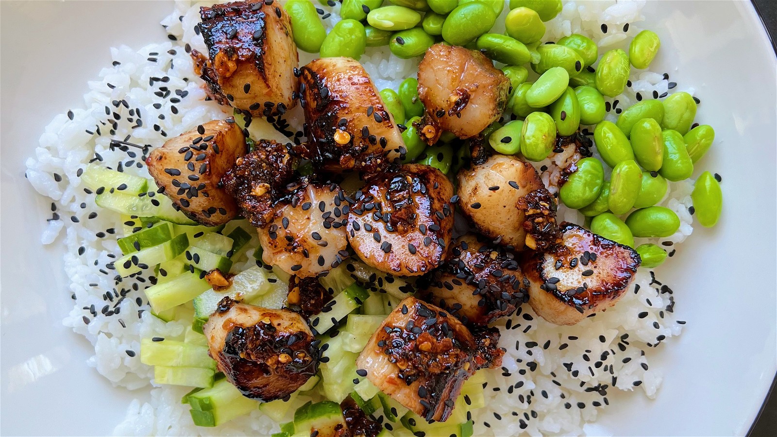 Image of Chili Garlic Crisp Scallop Bowl