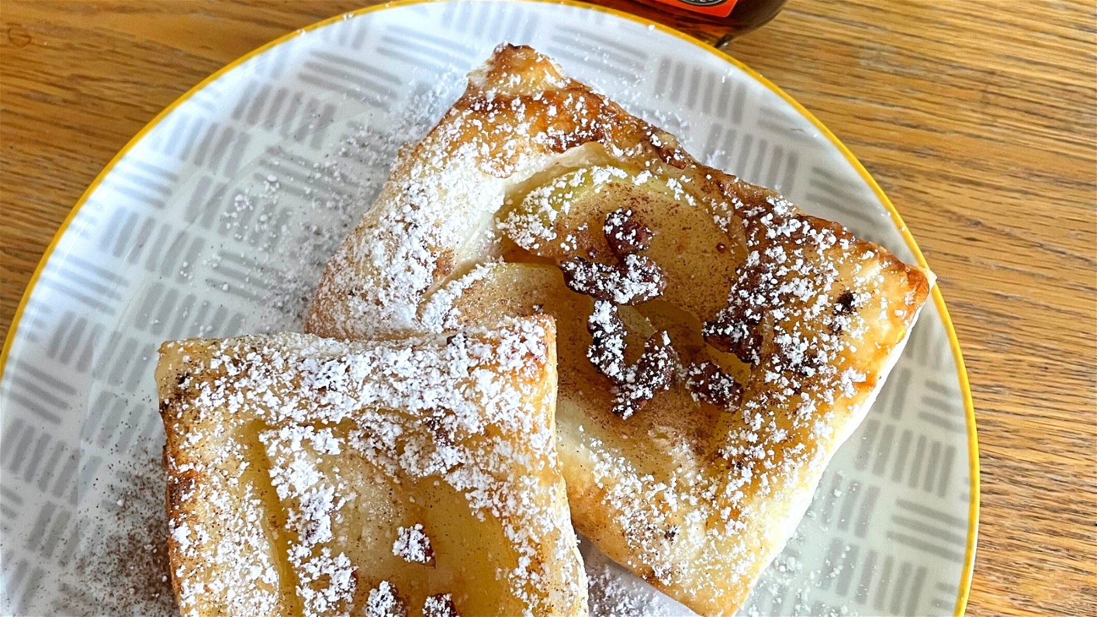 Image of Apple & Pecan Puff Pastries