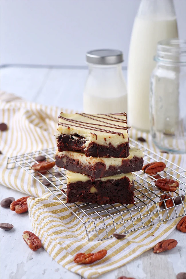 Image of Cheesecake brownie