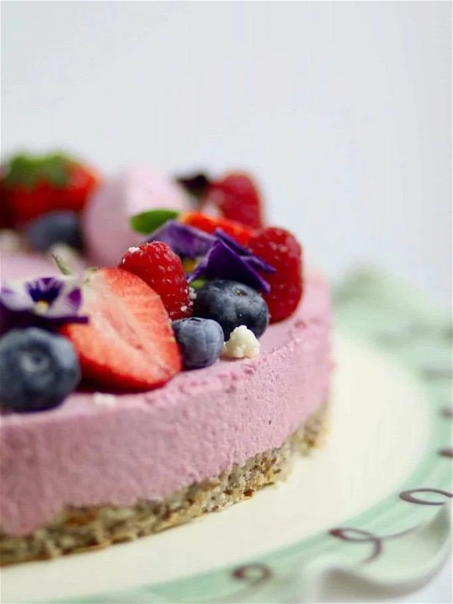 Image of Lagkage med stikkelsbær