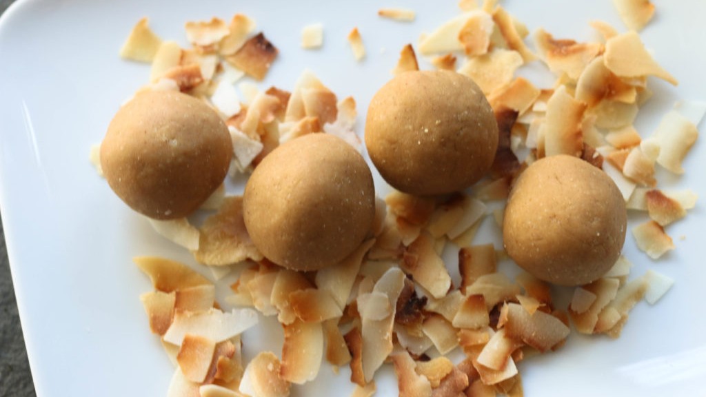 Image of 3 Ingredient Peanut Butter Balls with Coconut Flour (Vegan, Gluten-Free)