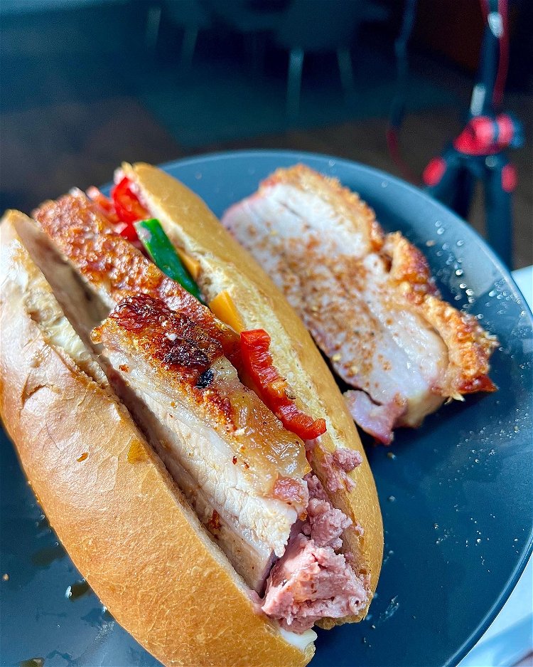 Image of Using pork belly with crispy skin is amazing in Banh...