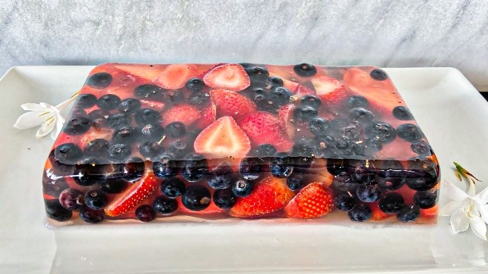 Image of Fresh Berry Jello Fruit Cake