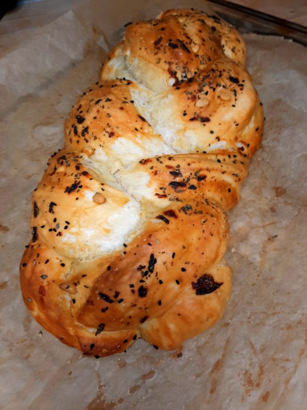 Einfacher Laugen-Hefezopf – Einfach Lecker Einfacher Laugen-Hefezopf – Einfach Lecker