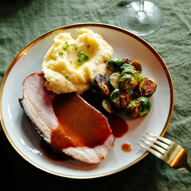 Image of Honey-Glazed ham 