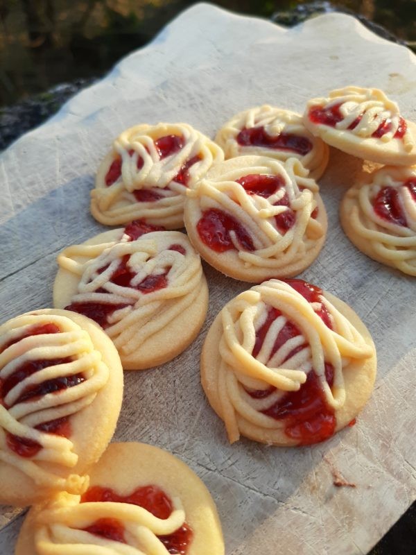 Image of Süße Spaghetti-Plätzchen