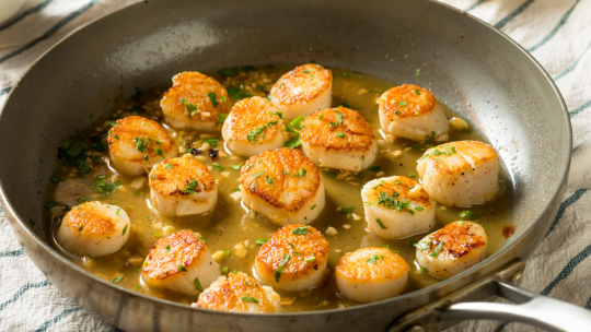Image of Seared Scallops with Apples