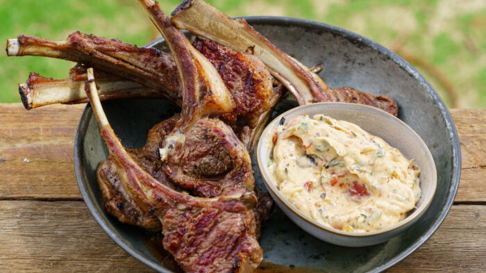 Image of Lamb Cutlets with Tomato Butter